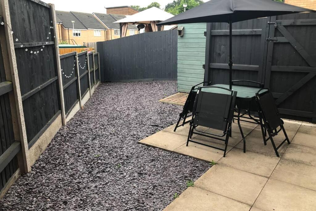 Dudley House **Staycation & Contractors** Sleeps 7 Tipton Exteriér fotografie